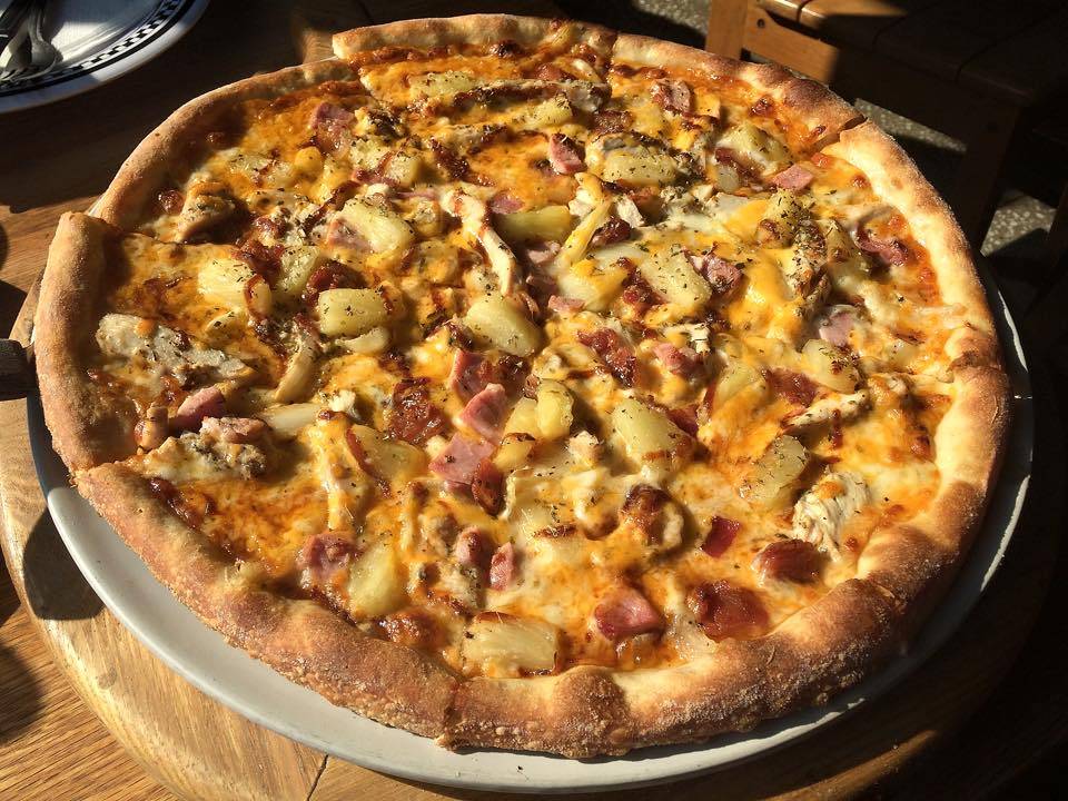 Brick Oven New York Pizzeria, Korea Restaurant and Cafe