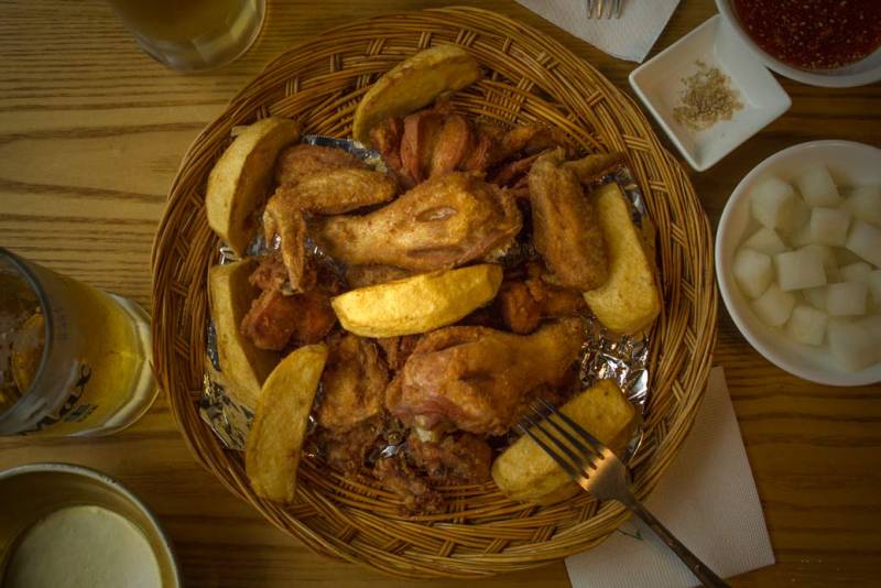 Gyeyeolsa Chicken 계열사 치킨, Korea Restaurant and Cafe