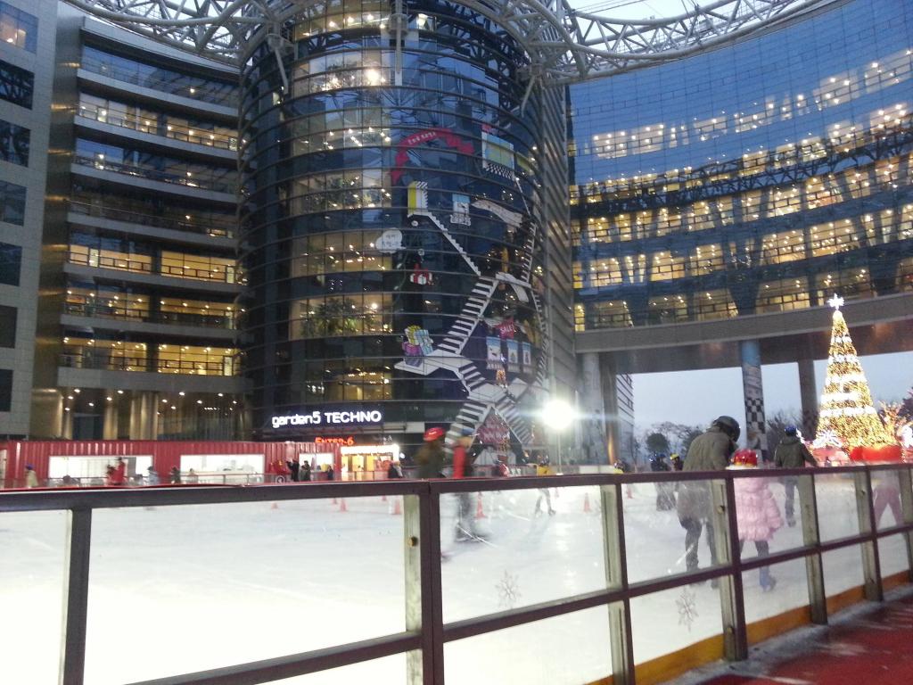 Ice Garden (Garden Five Ice Rink) 아이스가든 (가든파이브 아이스링크) Trazy, Korea's