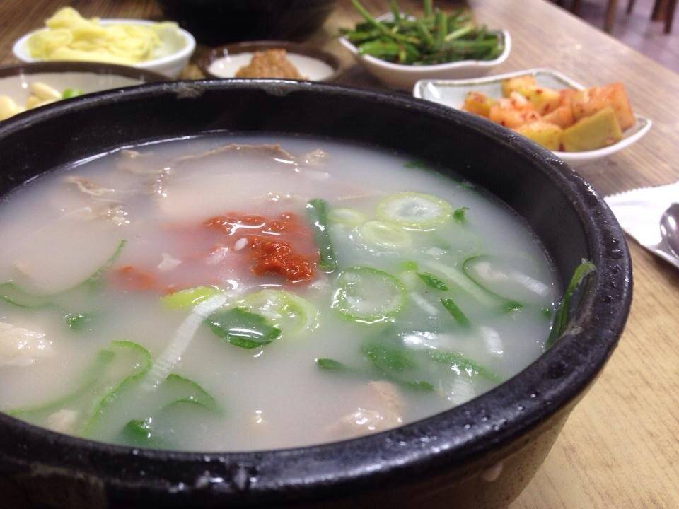 Twin Pork Soup (쌍둥이 돼지국밥) in Busan, South Korea, Korea Restaurant and Cafe