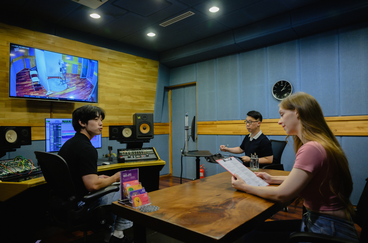 King Studio 킹스튜디오 - Trazy, Korea's #1 Travel Shop